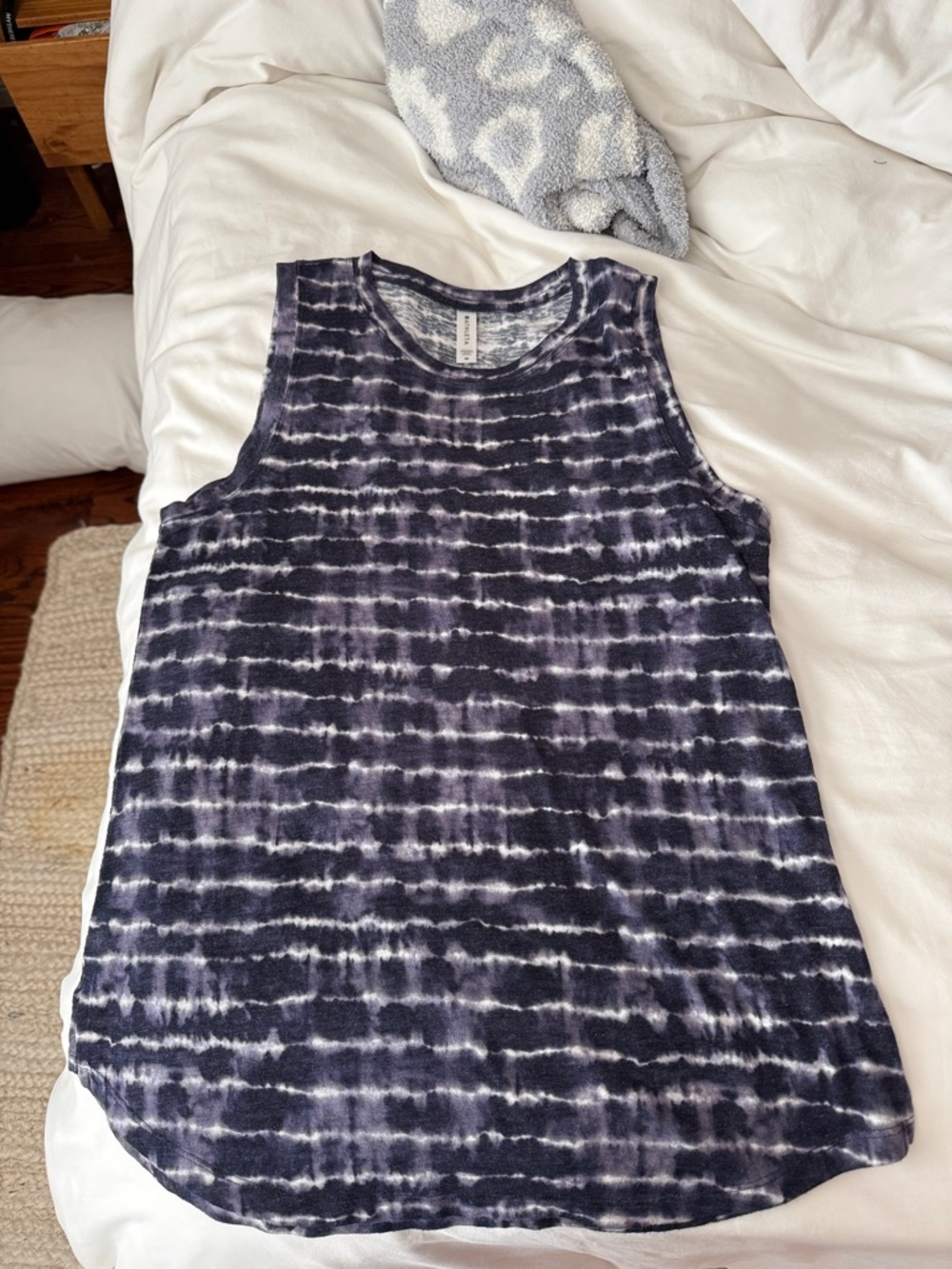 ATHLETA BREEZY TANK